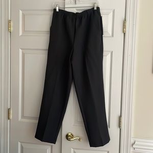 Jeno Neuman NWT Pants